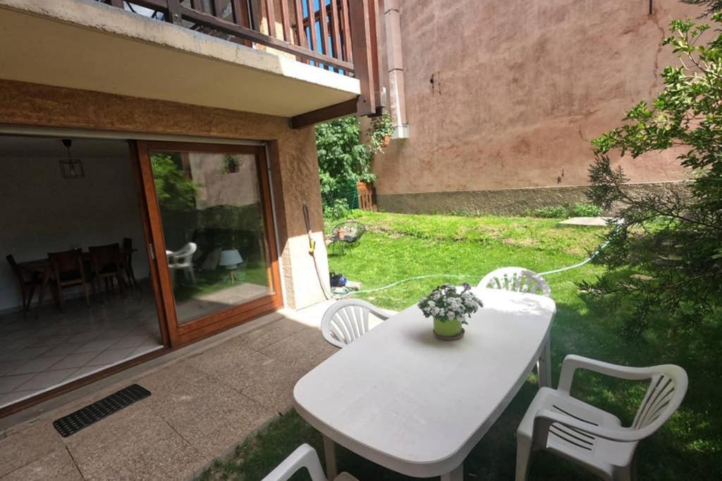 Briancon, Appartement Avec Jardin Et Terrasse. Exteriér fotografie